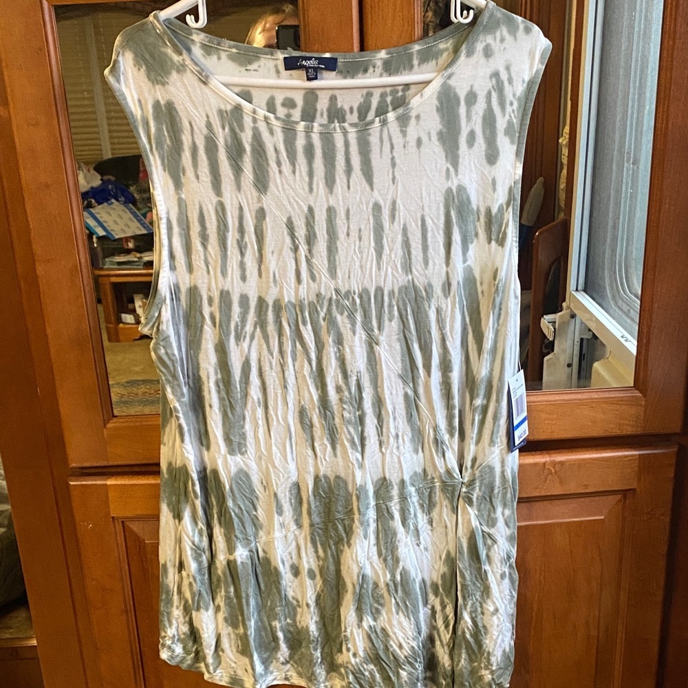 Angels Olive and White Tie-Dye Tank Top NWT Summer Academia